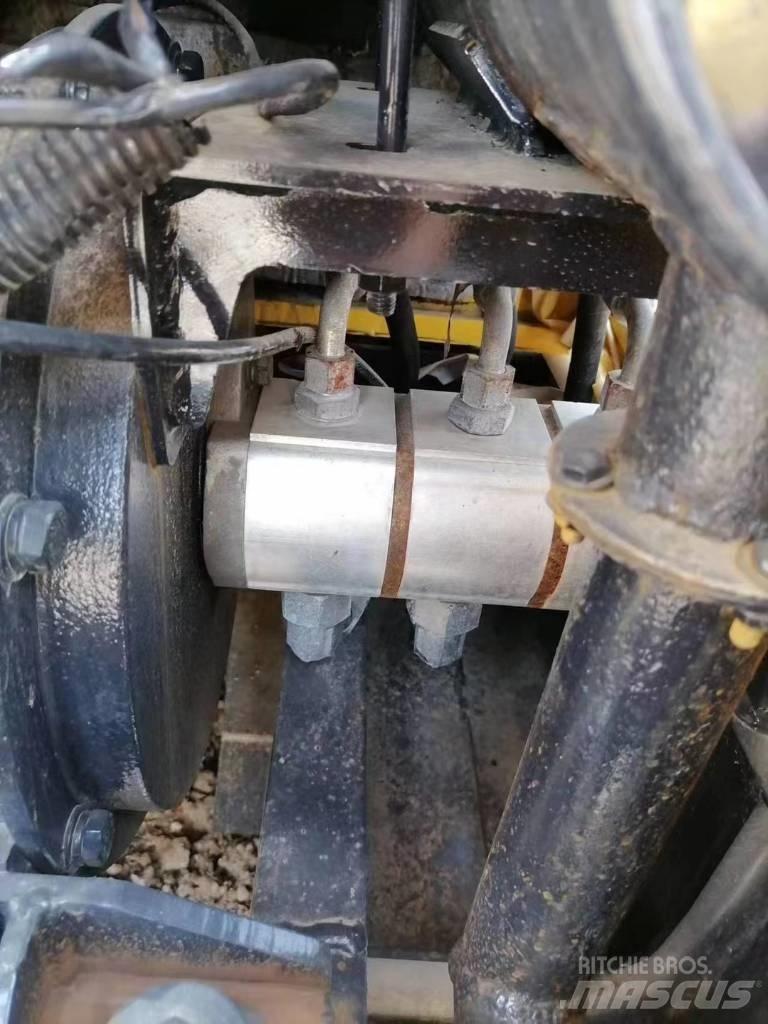 Komatsu PC18 Kāpurķēžu ekskavatori