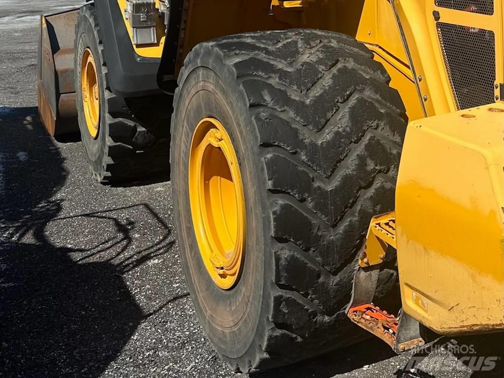 Volvo L 260 H Iekrāvēji uz riteņiem