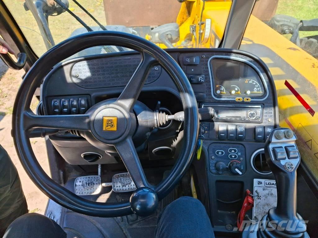 JCB 560-80 Agri Plus Teleskopiskie riteņu iekrāvēji