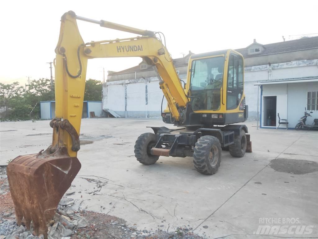 Hyundai R60W-7 Ekskavatori uz riteņiem