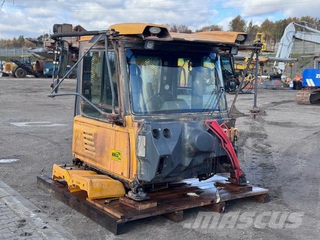 Bell B 50 D USED CAB Kabīnes un interjers