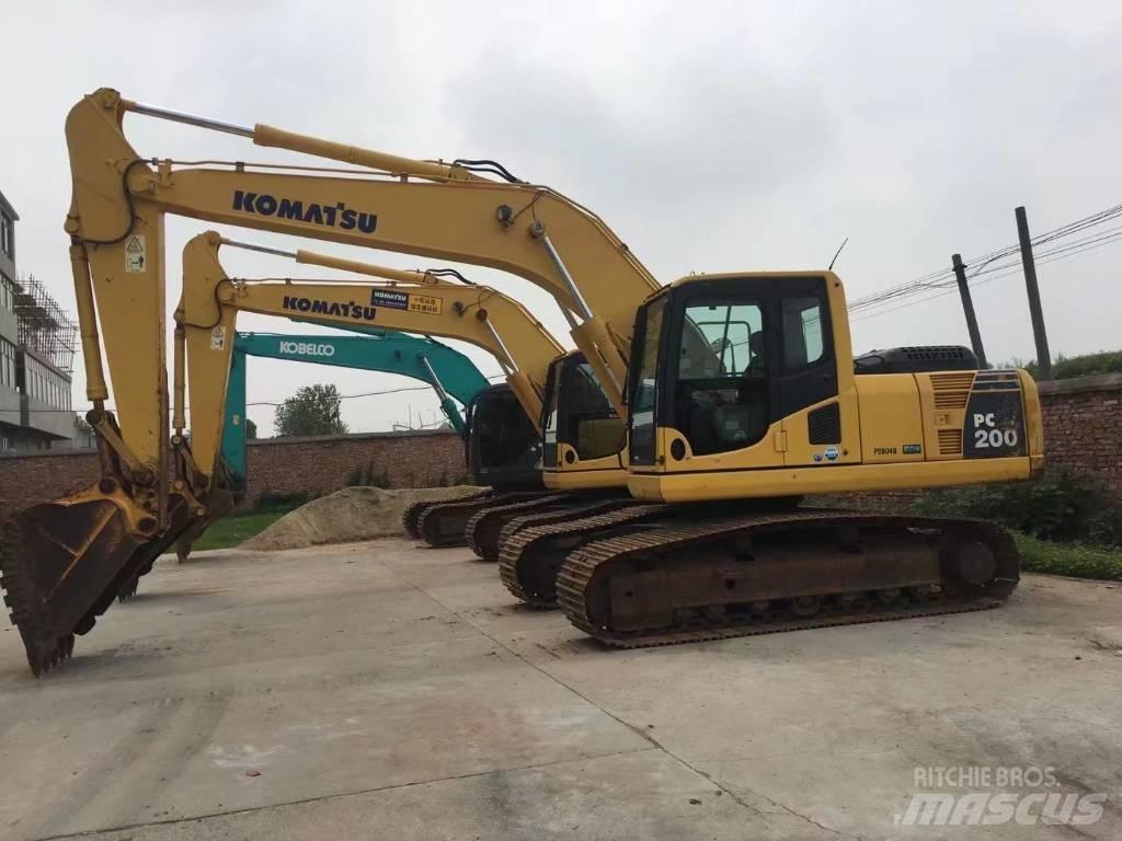 Komatsu pc200-8 Kāpurķēžu ekskavatori