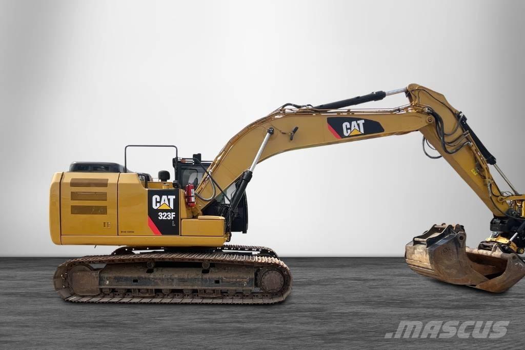 CAT 323 F Kāpurķēžu ekskavatori