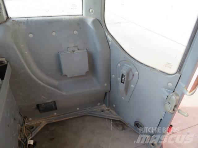 Volvo ECR 88 Kabīnes un interjers