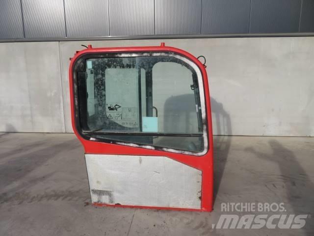 Volvo ECR 88 Kabīnes un interjers