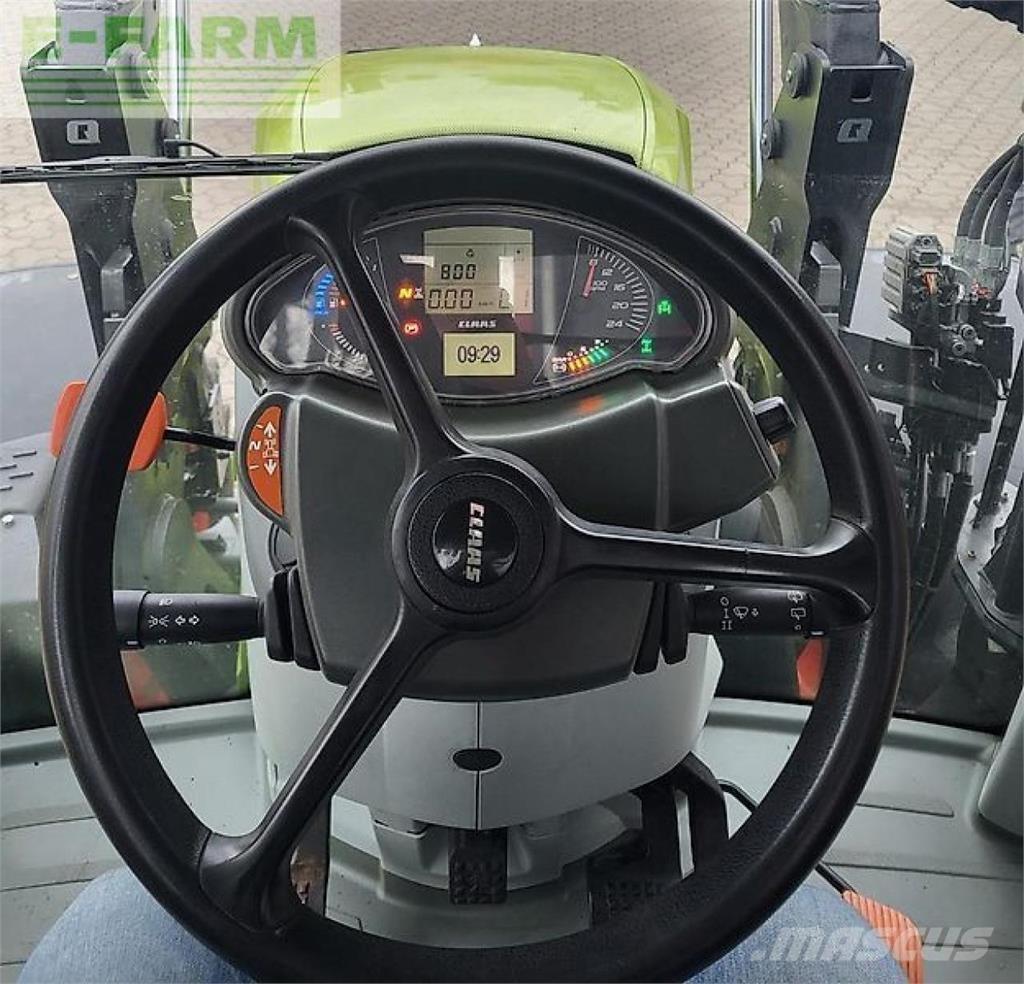 CLAAS arion 510 Traktori