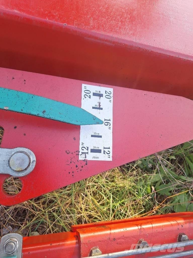 Kverneland PB100 Maiņvērsējarkli