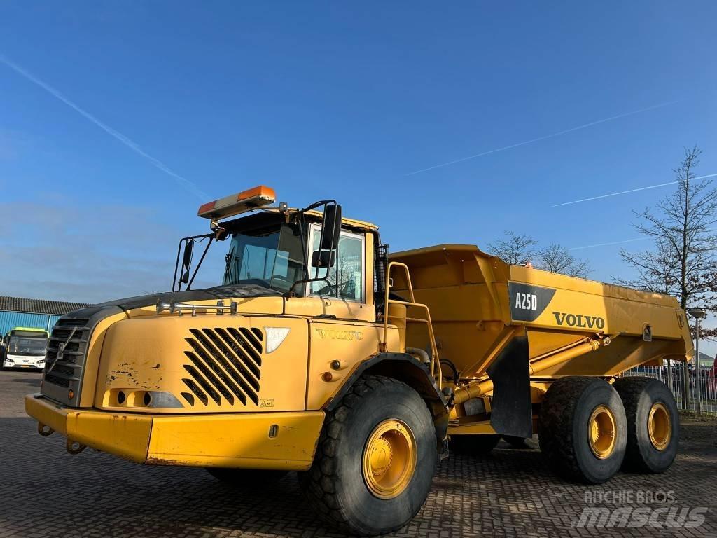 Volvo A 25 D Artikulētie pašizgāzēji