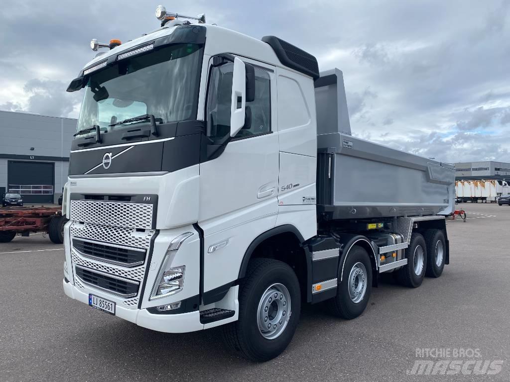 Volvo FH540 8x4 Pašizgāzējs