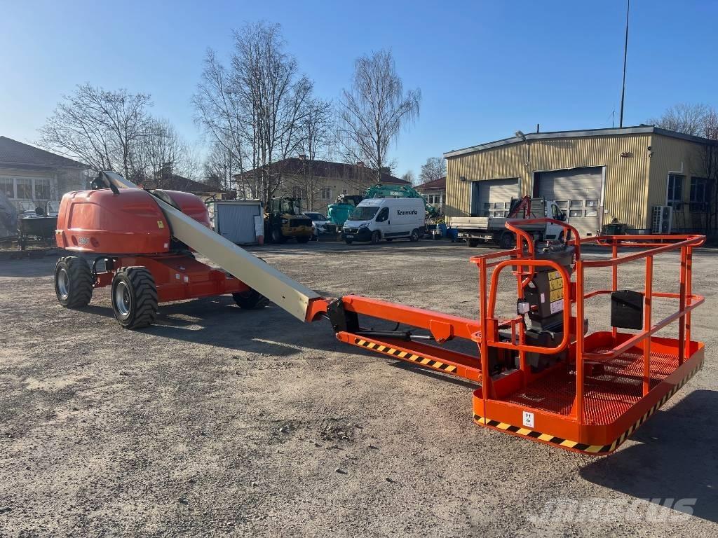 JLG 460 SJ Strēles pacēlāji