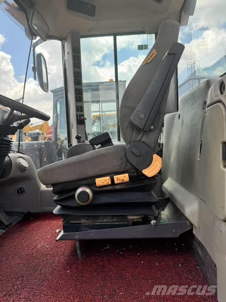 Volvo L 105 Iekrāvēji uz riteņiem