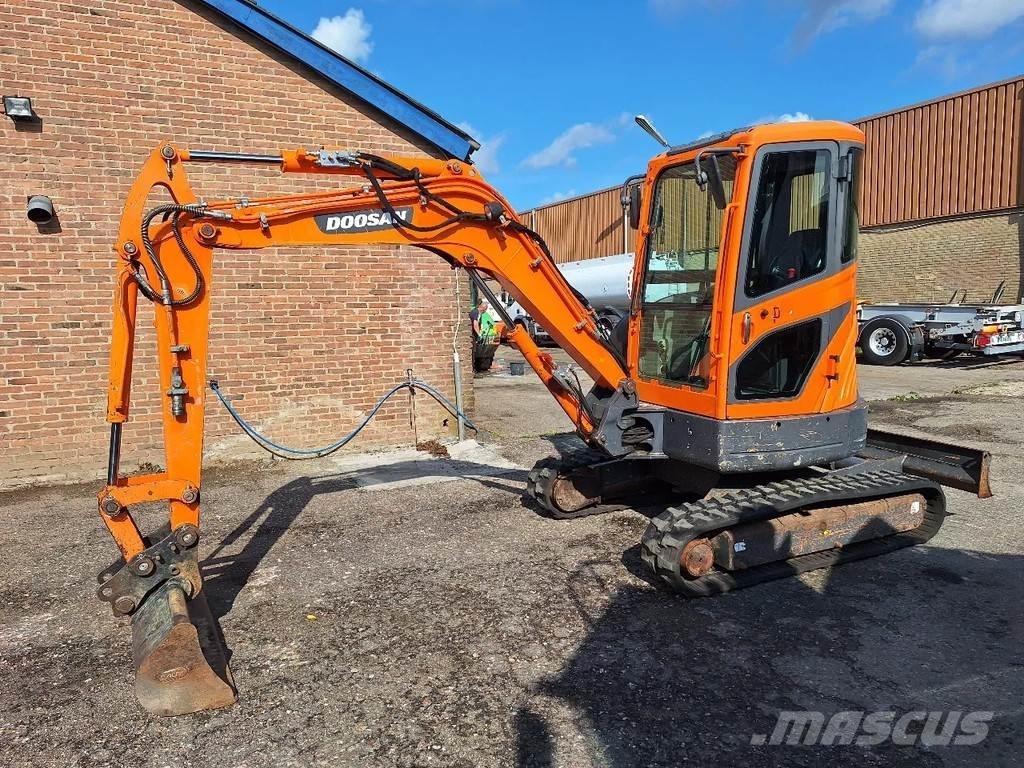 Doosan DX35Z Mini ekskavatori < 7 t