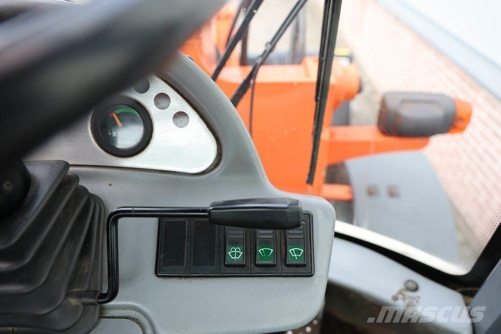 Terex TL120 Iekrāvēji uz riteņiem