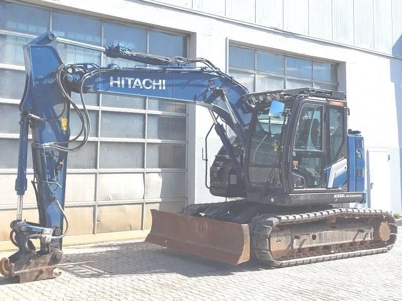 Hitachi ZX 135 US-7 Kāpurķēžu ekskavatori