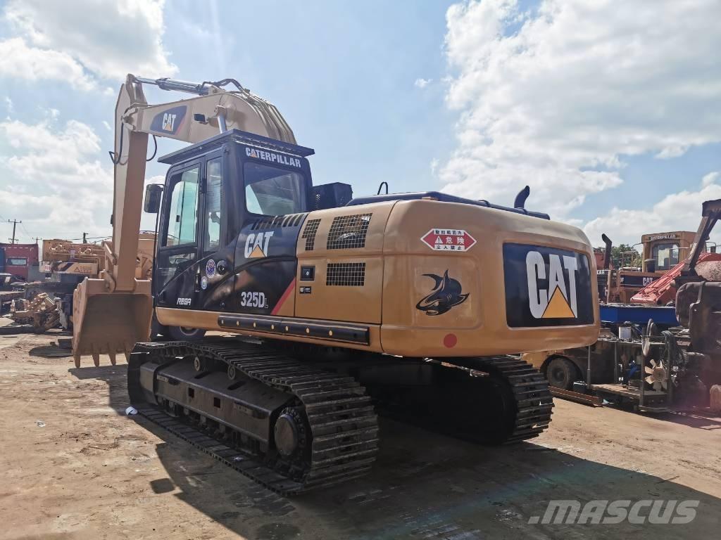 CAT 325 D L Kāpurķēžu ekskavatori