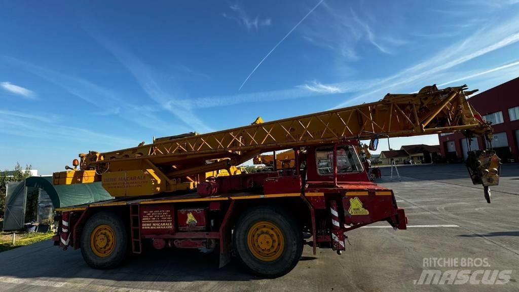 Liebherr LTM 1025 Visurgājēji celtņi