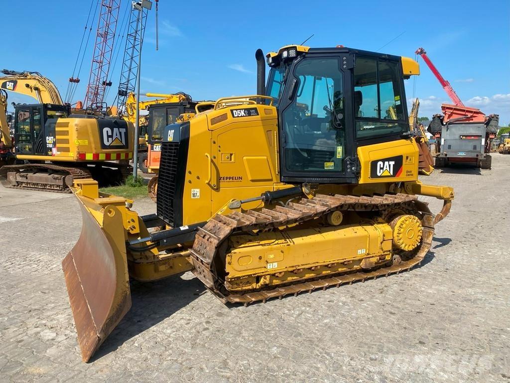 CAT D5K2 XL NVT Kāpurķēžu buldozeri