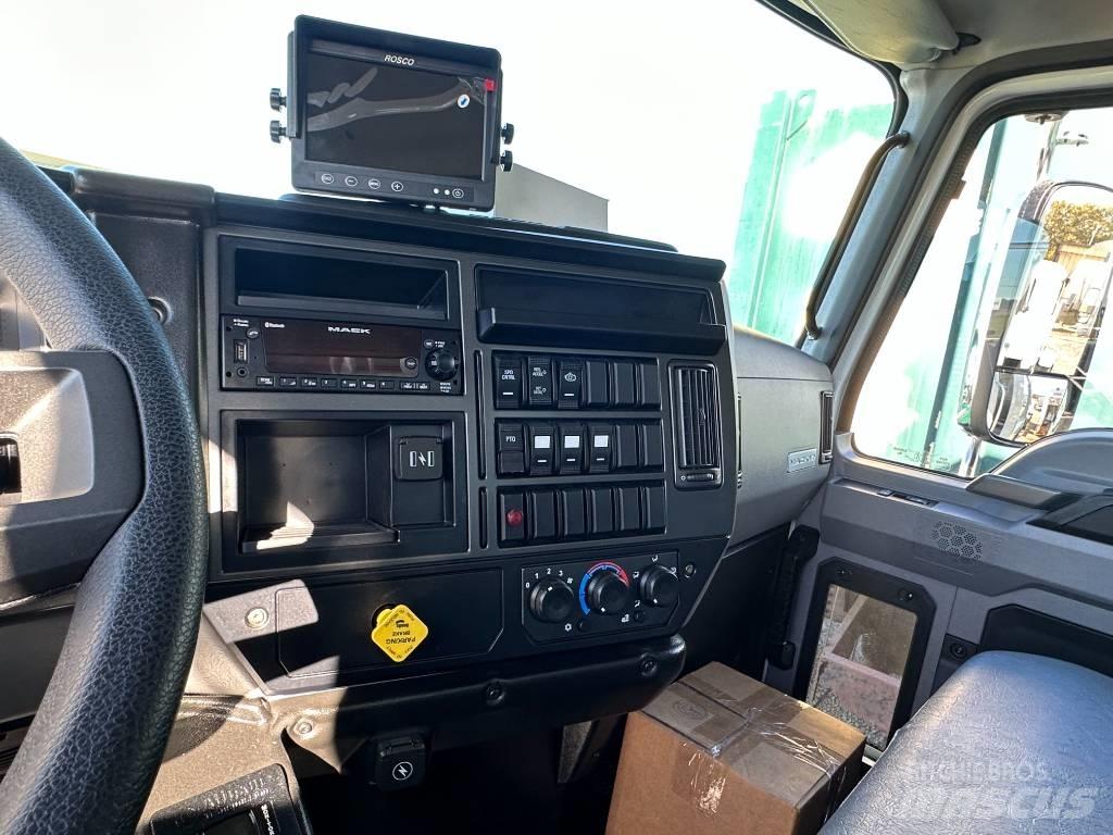 Mack MD6 Atkritumu izvešanas transports