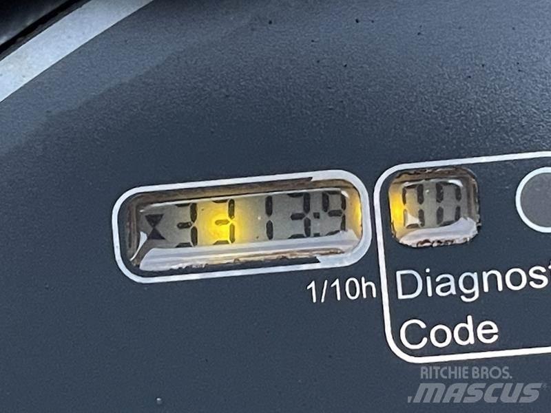 Hamm HD 12 VV Divvalču grunts veltņi