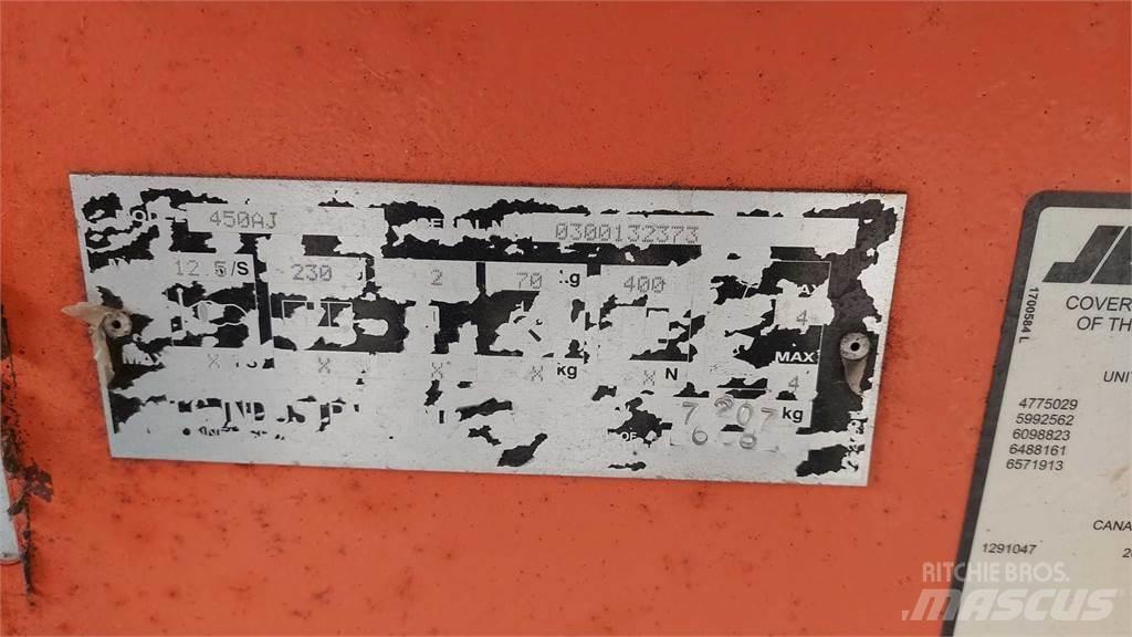 JLG 450AJ Strēles pacēlāji