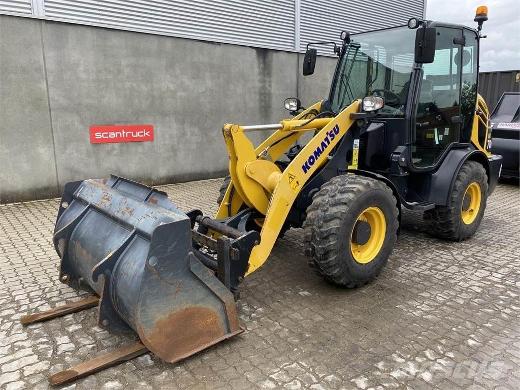 Komatsu WA70M-8EO Multifunkcionālie iekrāvēji