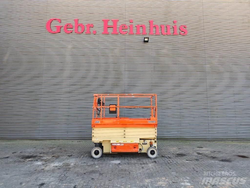 JLG 3246 ES Šķerveida pacēlāji