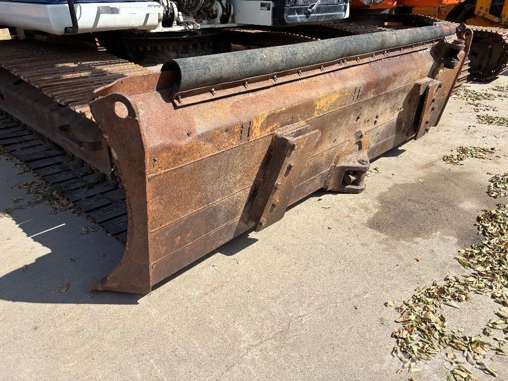 CAT D 6 M LGP Kāpurķēžu buldozeri