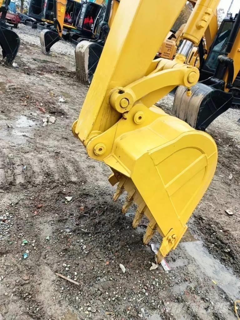 Komatsu PC 70-8 Kāpurķēžu ekskavatori