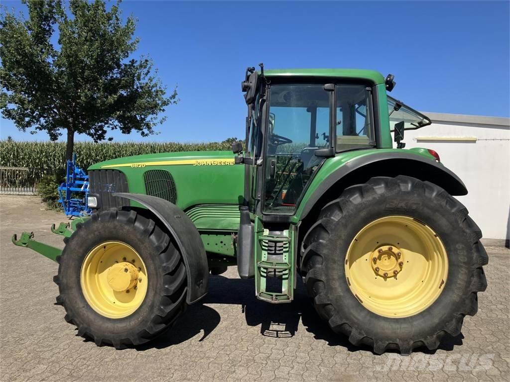 John Deere 6820 Traktori