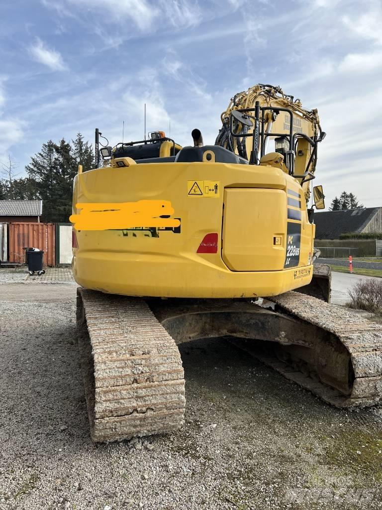 Komatsu PC 228 Kāpurķēžu ekskavatori