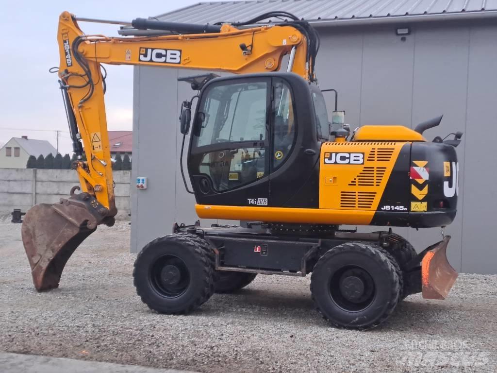 JCB JS145 W Ekskavatori uz riteņiem