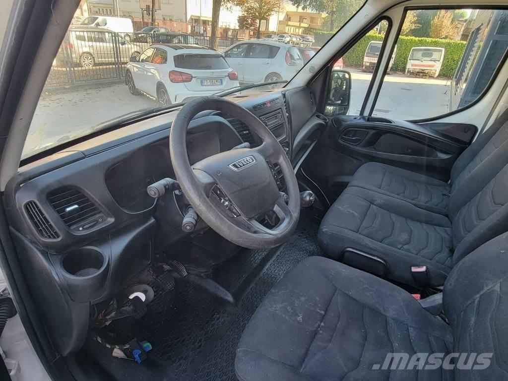Iveco DAILY E6 Kabīnes un interjers
