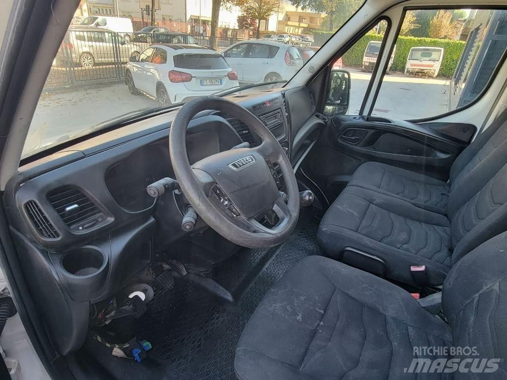 Iveco DAILY E6 Kabīnes un interjers