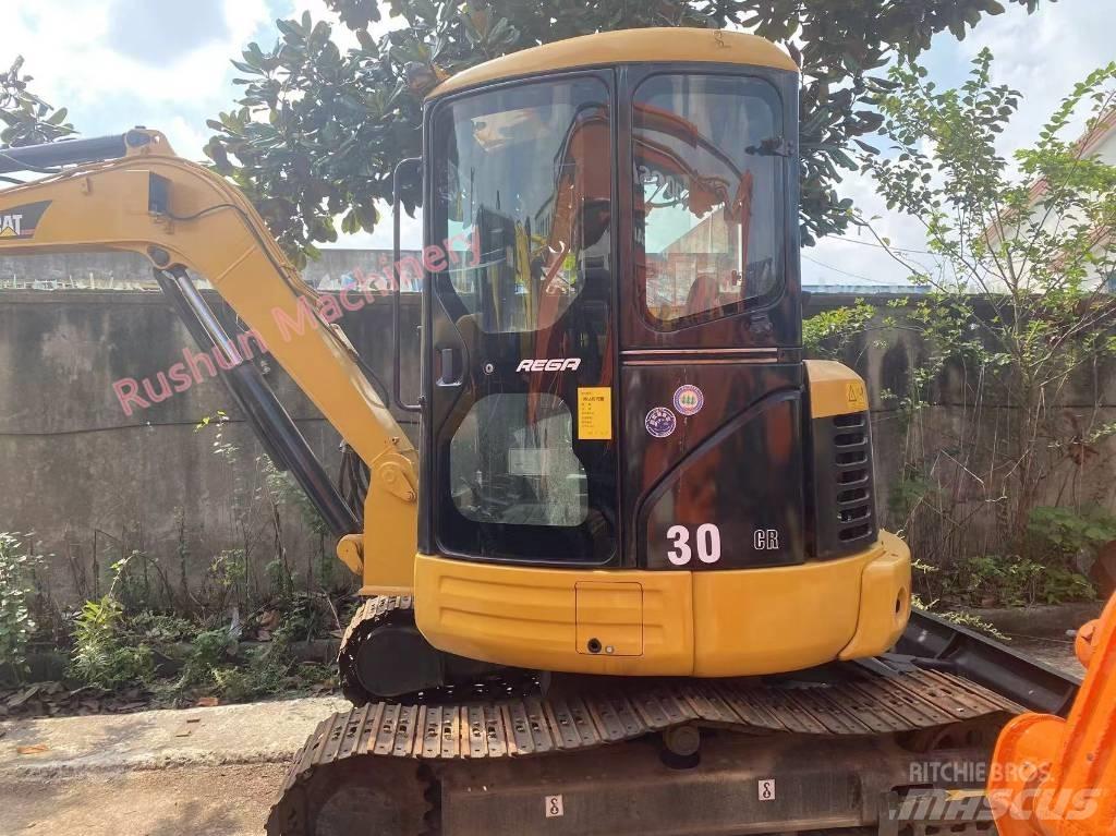 CAT 303 CR Kāpurķēžu ekskavatori