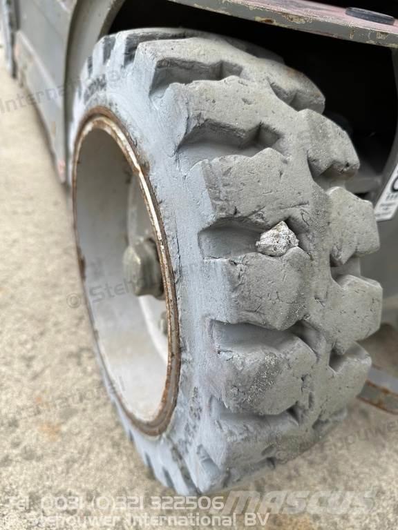 ATN Piaf 880R Citi pacēlāji un platformas