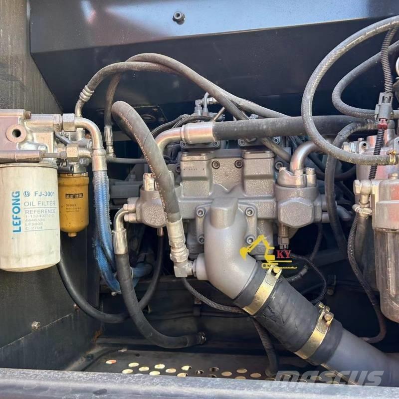 Hitachi ZX 200-3 Kāpurķēžu ekskavatori