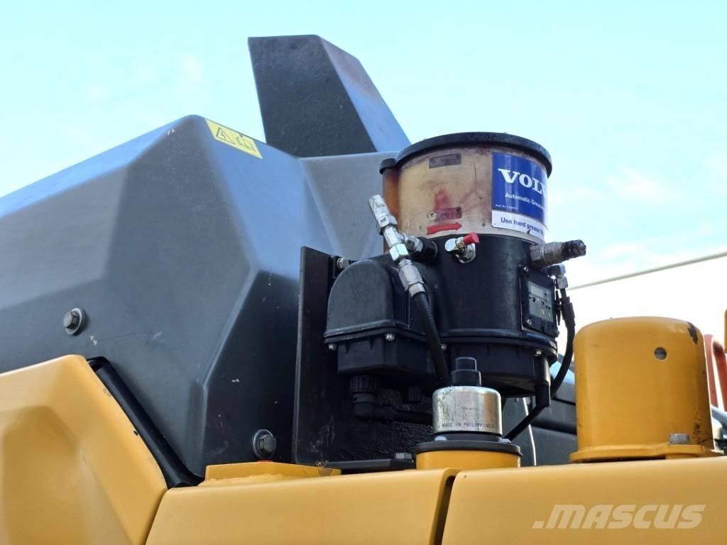 Volvo EC 140 EL Kāpurķēžu ekskavatori
