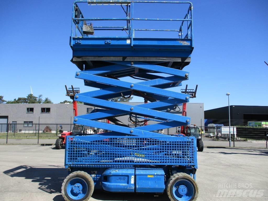 JLG M4069 (599) Šķerveida pacēlāji