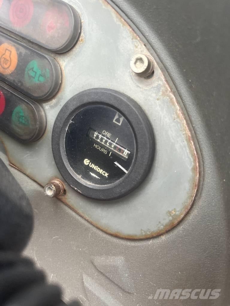 Wacker L 3001 Artikulētie pašizgāzēji