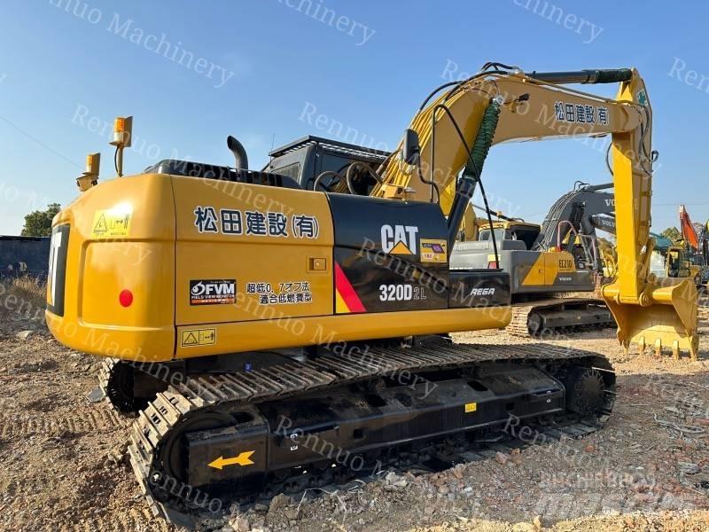 CAT 320D2 Kāpurķēžu ekskavatori