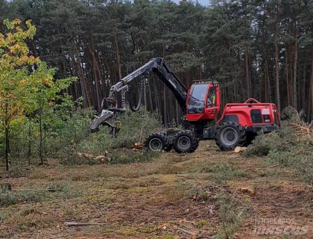 Komatsu 911.6 Harvesteri