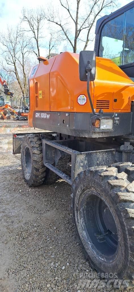 Doosan DX 100 W-7 Ekskavatori uz riteņiem