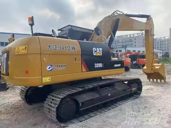 CAT CAT320D2 Vidēja lieluma ekskavatori 7 t - 12 t