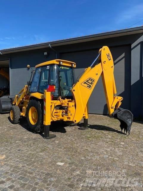 JCB 3 CX Ekskavatori-iekrāvēji