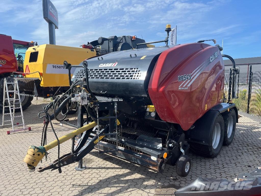 Case IH RB 545 Rituļu preses
