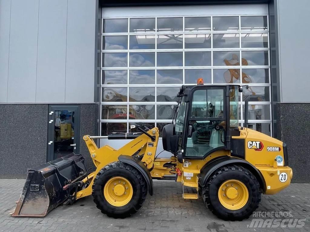 CAT 908M | EPA Iekrāvēji uz riteņiem