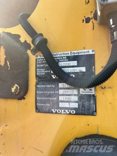 Volvo L220D Iekrāvēji uz riteņiem