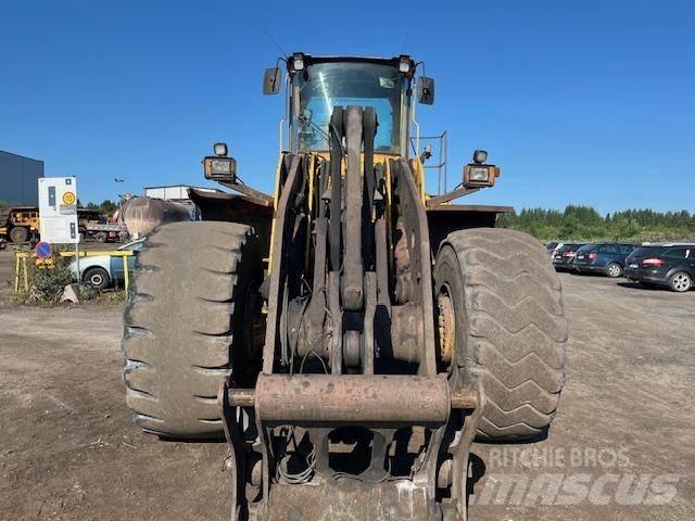 Volvo L220D Iekrāvēji uz riteņiem