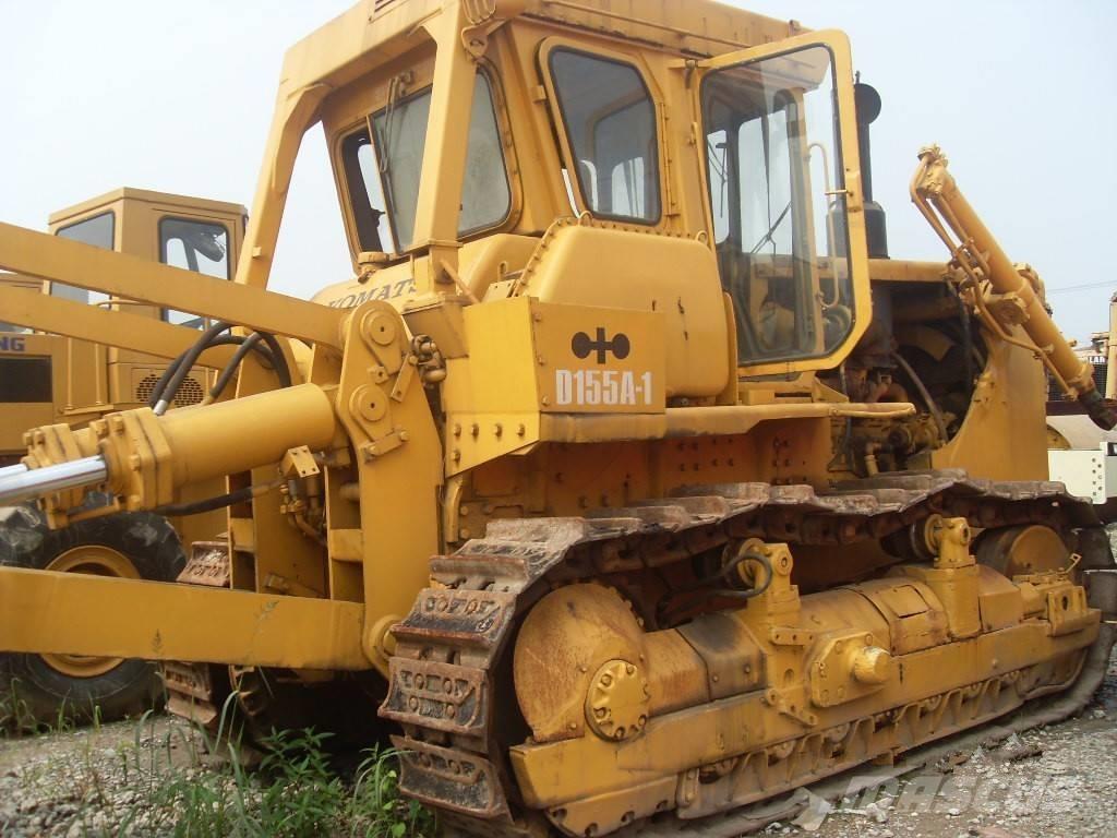 Komatsu d155a-1 Kāpurķēžu buldozeri