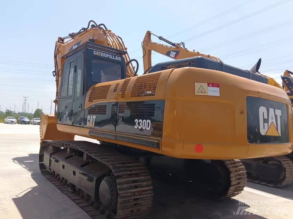 Cata-Dyne 330 Kāpurķēžu ekskavatori